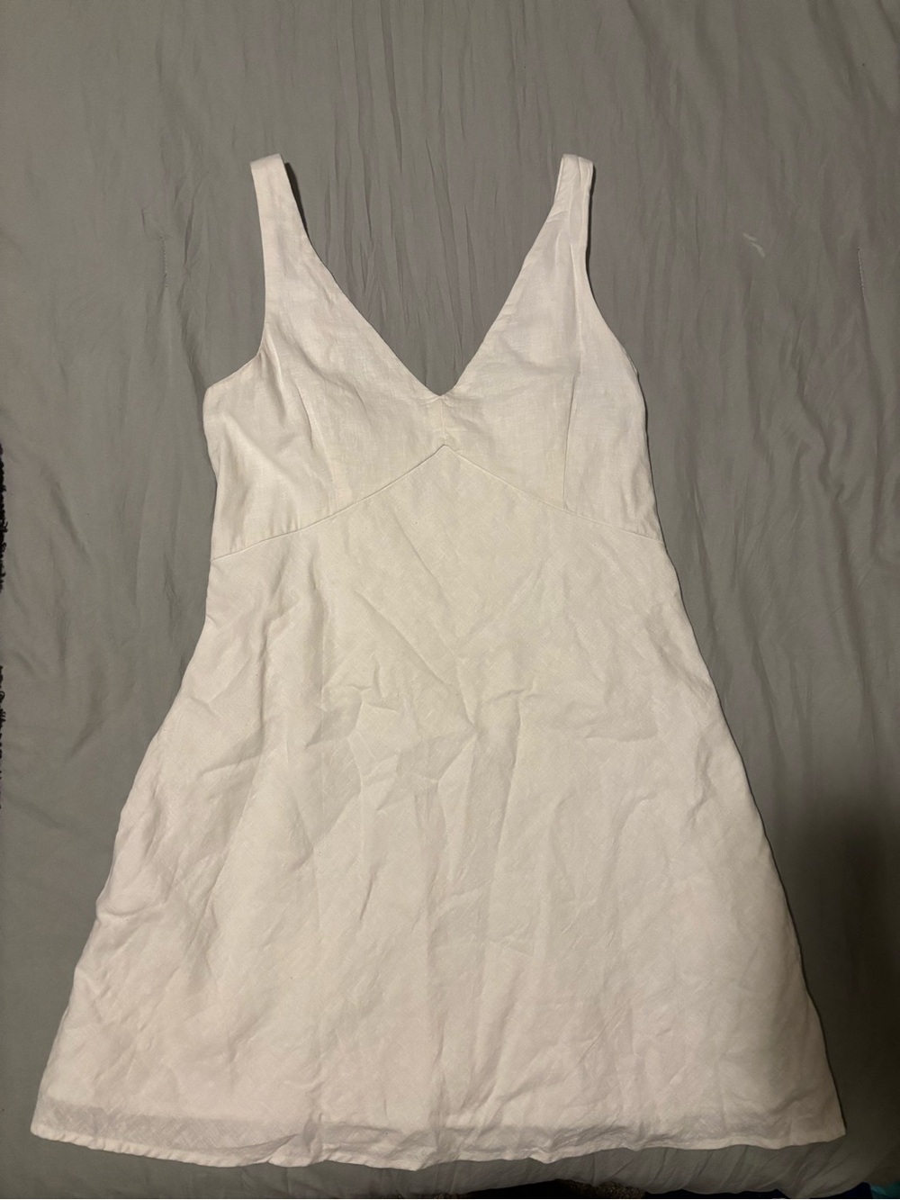Abercrombie & Fitch White V-Neck Mini Dress